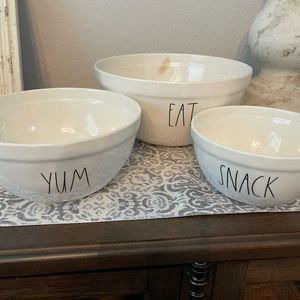 Rae Dunn bowls